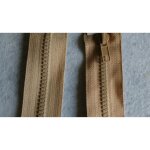 Fermeture eclair � glissi�re coloris beige 70 cm / blouson anorak