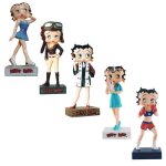 Figurines - betty boop - collection betty boop show - lot de 10 - r�sine - hauteur 15 cm