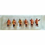 Figurines des sapeurs pompiers feux urbains avec accessoires tenues oranges 1 / 43 alerte