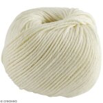 Fil � crocheter - dmc - natura medium - 32 coloris - 100% coton - certifi� oeko - tex