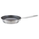 Fiskars poêle diamètre 24 cm poêle anti - adhésive convient pour toutes les cuisinières inox recyclé ... Fiskars poêle diamètre 24 cm poêle anti - adhésive convient pour toutes les cuisinières inox recyclé ...