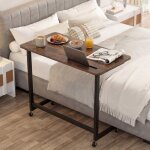 Giantex table d?appoint � roulettes - style industriel - fente int�gr�e - table de lit mobile - salon ...