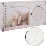 Grand coffret de naissance : album de naissance souvenirs + boîte à empreinte mains pieds bébé - fille ... Grand coffret de naissance : album de naissance souvenirs + boîte à empreinte mains pieds bébé - fille ...