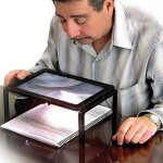 Grande loupe 3x mains libres pleine page loupe de format a4 avec lumière led pour lecture Grande loupe 3x mains libres pleine page loupe de format a4 avec lumière led pour lecture