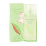 Green tea lotus de elizabeth arden parfum pour ?