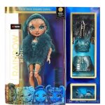 Jewel richie - poupée mannequin habillée en vert émeraude qui a le vitiligo avec 2 tenues à assortir ... Jewel richie - poupée mannequin habillée en vert émeraude qui a le vitiligo avec 2 tenues à assortir ...