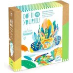 Kit cr�atif - djeco - coiffe rio - plumes color�es - autocollants m�talliques - 5 ans et plus