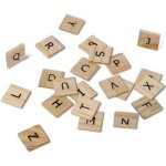 Objets dcoratifs - lettres de lalphabet faon scrabble en bois - dcoration de fte - blanc