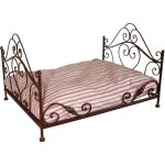 Lit chien en fer forg