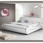 Lit double alessia - blanc - 180x200cm - bois et simili cuir Lit double alessia - blanc - 180x200cm - bois et simili cuir