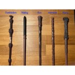 Lot de 2 baguettes harry potter - marque harry potter - mtal et rsine - support inclus