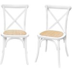 Lot de 2 chaises de bistrot en bois dhévéa blanc. vintage. assise en rotin. empilables Lot de 2 chaises de bistrot en bois dhévéa blanc. vintage. assise en rotin. empilables
