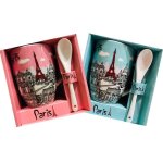 Lot de 2 mugs paris tour eiffel assortis - cuillere int�gr�e - hauteur 10cm - couleurs rose et bleu vert ...