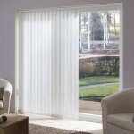 Madecostore lot de 9 lamelles verticales 127mm tamisantes pour store californien - blanc - l127 x h260cm ... Madecostore lot de 9 lamelles verticales 127mm tamisantes pour store californien - blanc - l127 x h260cm ...