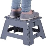 Marche - pied - cmp - pliable - hauteur 22 cm - surface antid�rapante - poign�e int�gr�e