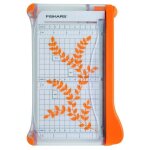 Mini - guillotine - fiskars - 22 cm - coupe jusqu� 5 feuilles - id�ale pour scrapbooking