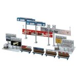 Modélisme - faller - décoration de quai de gare - panneaux publicitaires - horaires des trains - bancs ... Modélisme - faller - décoration de quai de gare - panneaux publicitaires - horaires des trains - bancs ...