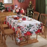 Nappe de noël - polyester - rectangulaire - imperméable - dentelle gaufrée - 150x180 cm Nappe de noël - polyester - rectangulaire - imperméable - dentelle gaufrée - 150x180 cm