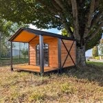 Niche chien american staff armature en acier et terrasse couverte taille xl