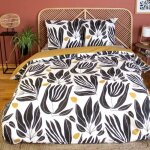 Parure de lit - nolie - 220x240 cm - 100% coton - motif tropical noir et jaune moutarde - réversible Parure de lit - nolie - 220x240 cm - 100% coton - motif tropical noir et jaune moutarde - réversible