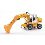 Pelleteuse liebherr - bruder - mod�le 2426 - bras articul� - pieds stabilisateurs - jaune et noir