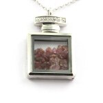 Pierres et min�raux. collier grenat rhodolite brut. mod�le flacon.