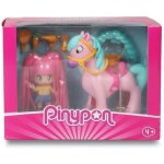 Poupée pinypon - famosa - avec poney - rose - stimule imagination - 4 ans et plus Poupée pinypon - famosa - avec poney - rose - stimule imagination - 4 ans et plus