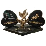 Plaque fun�raire avec deux c?urs