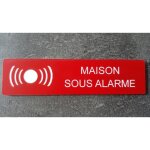 Plaque gravée maison sous alarme avec adhésif étiquette 10cm x 2. 5cm x 16mm Plaque gravée maison sous alarme avec adhésif étiquette 10cm x 2. 5cm x 16mm