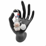 Porte cl�s 3d s�rie la - bu - bu 4 cm blanc avec pompon cadeaux id�al anniversaire no�l saint valentin ...