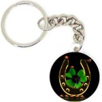 Porte cl� badge fer a cheval porte bonheur trefle a 4 feuilles vert id�e cadeau