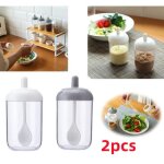 Pot � �pices - cuisine - plastique - couvercle avec cuill�re - 13x6. 5 cm - blanc / gris