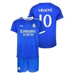Real madrid ensemble football junior mbapp� maillot + short bleu