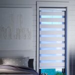 Store enrouleur jour / nuit blanc occultant