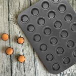 Moule � tartelette - gototop - 24 tasses - acier inoxydable - anti - adh�sif - facile � nettoyer