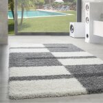 Tapis shaggy salon - celine - gris clair - 120 x 170 cm - 100% polypropylène - simpex Tapis shaggy salon - celine - gris clair - 120 x 170 cm - 100% polypropylène - simpex
