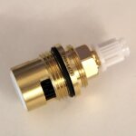 Tête à disque céramique g3 / 4 180 degré pour mitigeur 084 Tête à disque céramique g3 / 4 180 degré pour mitigeur 084