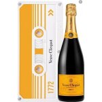 Veuve cliquot brut coffret cassette vhs