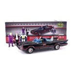 Voiture miniature de collection - jada toys 1 / 24 - batmobile batmobile deluxe with figurine - 1966 ...
