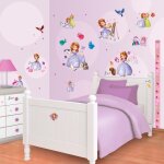 Walltastic - stickers muraux princesse sofia (disney) : 75 autocollants 4 g�ants + 71 petits 6 planches ...