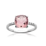 Bague solitaire carré pierre cristal rose argent massif 925 / 000 Bague solitaire carré pierre cristal rose argent massif 925 / 000