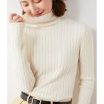 Blanc pull  col roul