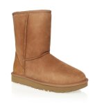 Bottes - ugg - classic short ii - cuir marron - talon plat - rsistantes  leau