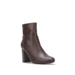 Bottines en simili � talon haut et bout rond. dot�es dune fermeture zipp�e sur le c�t�. pour femme - ...