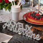 Centre de table lettre joyeux anniversaire argent avec paillettes (x1) ref / 7590