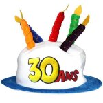 Chapeau en forme de gteau - surprisez vous - 30 ans - accessoire de fte - blanc rouge rose jaune vert ...