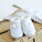 Trois kilos sept chaussons naissance - petit lapin
