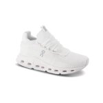 Chaussures on running cloudnova undyed blanc - femme - running - adulte
