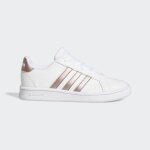 Chaussures de tennis pour enfant - adidas - grand court - blanc - synthétique - style années 70 Chaussures de tennis pour enfant - adidas - grand court - blanc - synthétique - style années 70
