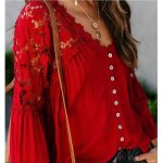 Chemise en dentelle rouge pour femmes - manches cloche et boutonnage épissé Chemise en dentelle rouge pour femmes - manches cloche et boutonnage épissé